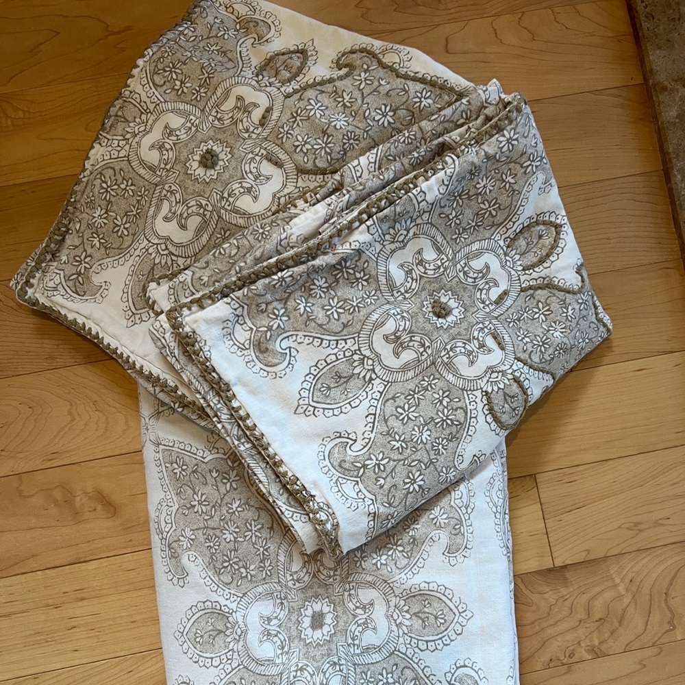 Pottery Barn Duvet & Shams